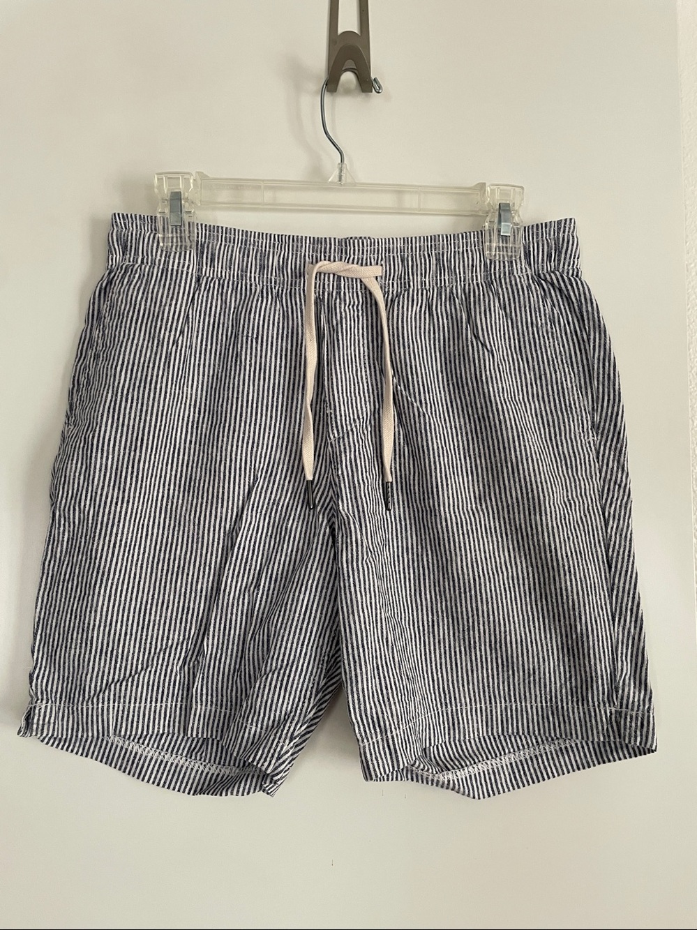 Men’s S: EXPRESS Linen Cotton Blend Shorts White Blue Pinstriped  nwot